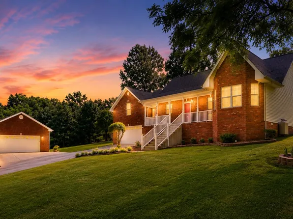 2073 McMahan Hollow Rd, Pleasant View, TN 37146