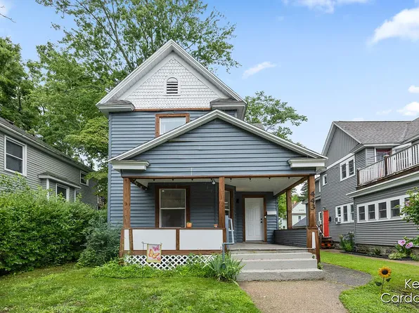 443 Barth Ave SE, Grand Rapids, MI 49506
