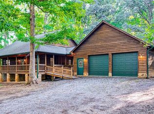 7602 Trowbridge Dr, Browns Summit, NC 27214