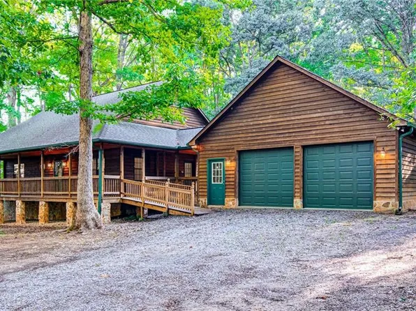 7602 Trowbridge Dr, Browns Summit, NC 27214