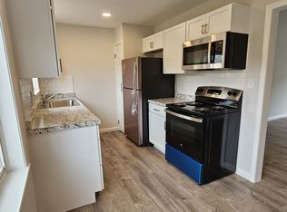 41655 Wilcox Rd APT 2, Plymouth, MI 48170