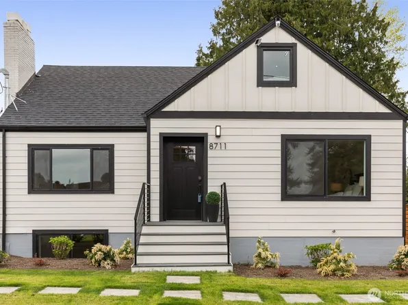 8711 28th Avenue NW, Seattle, WA 98117