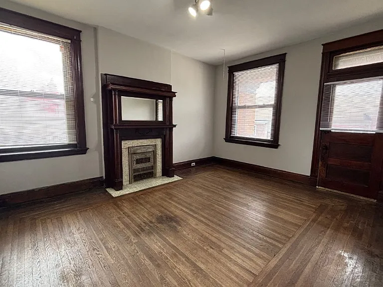 3241 Jefferson Ave — Photo 33