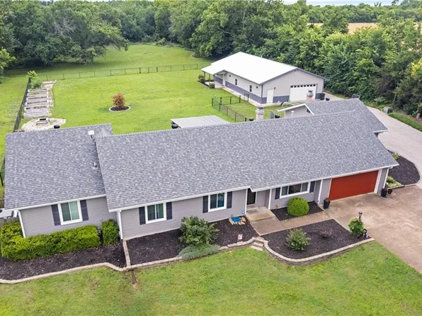 1531 22000th Rd, Parsons, KS 67357
