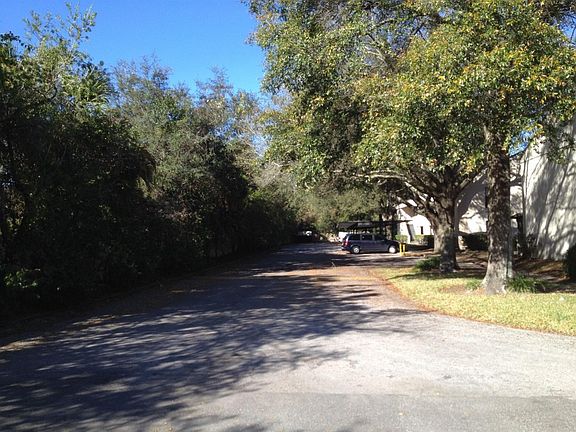 3rd image of 4955 Puritan Cir