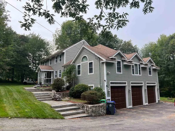 25 Hickory Road, Hampstead, NH 03841