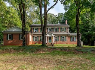 3231 Valley Rd, Winston Salem, NC 27106