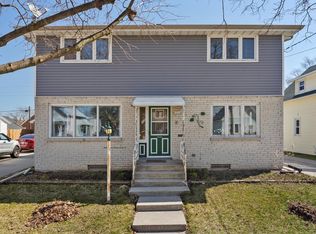 1231 S 20th St, Manitowoc, WI 54220