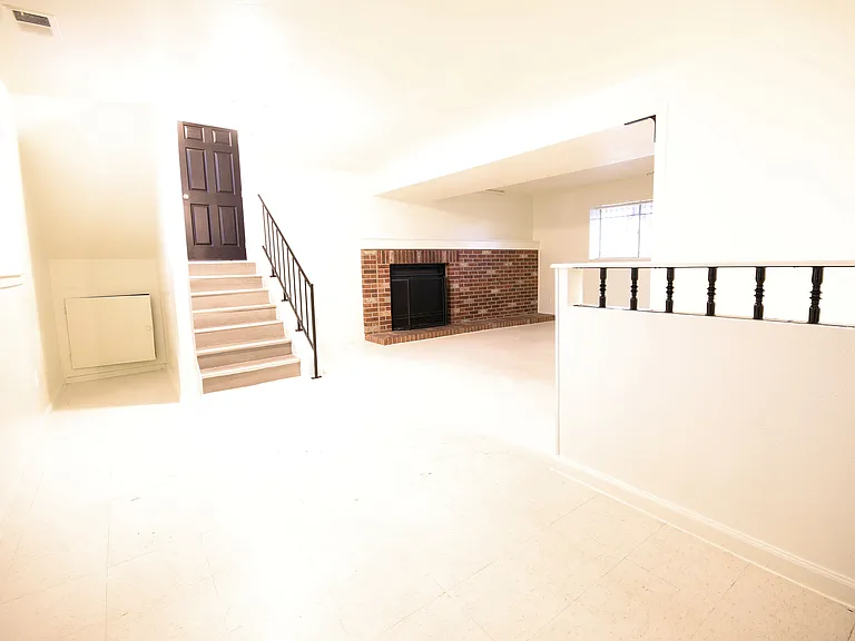 4569 Fontana Way — Photo 12