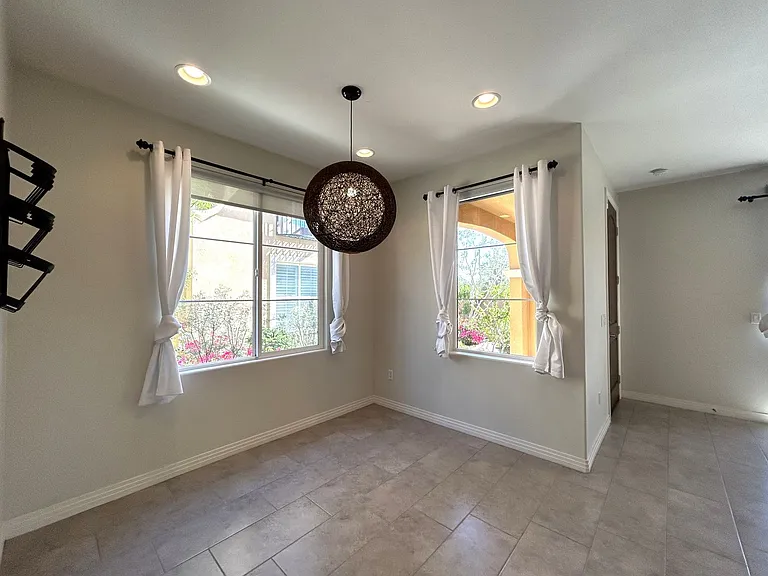 52478 Hawthorn Ct — Photo 8