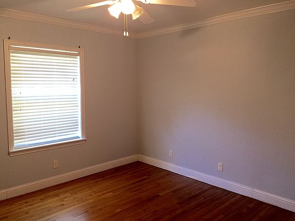 5th image of 3838 Eaton Dr