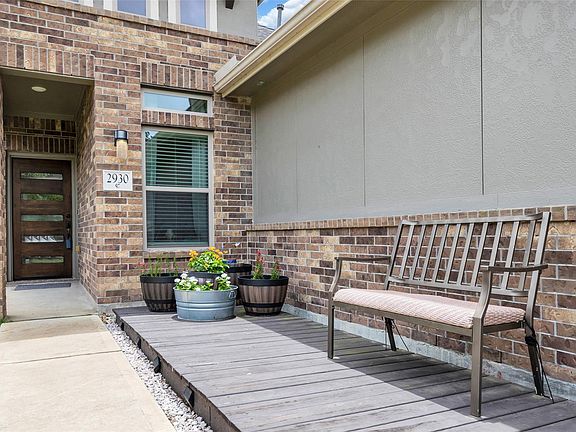 4th image of 2930 Yaupon Grove Ln