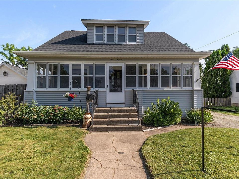 1st image of 315 ROBBINS STREET