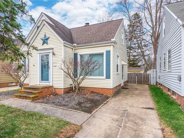 6750 Commonwealth Blvd, Parma Heights, OH 44130
