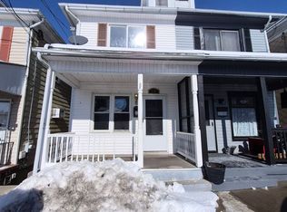 1347 W Spruce St, Coal Township, PA