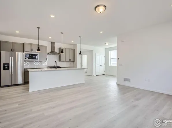 745 Star Grass Ln, Fort Collins, CO 80524