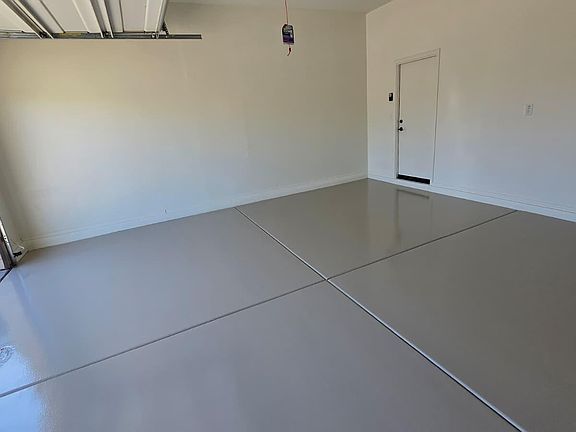 3rd image of 837 E VESPER Trail