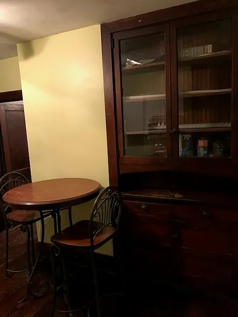 112 Clara St photo 1