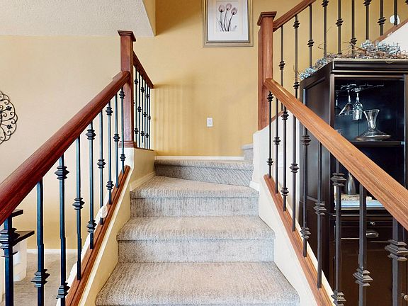 5th image of 601 Menaul Blvd NW #2802