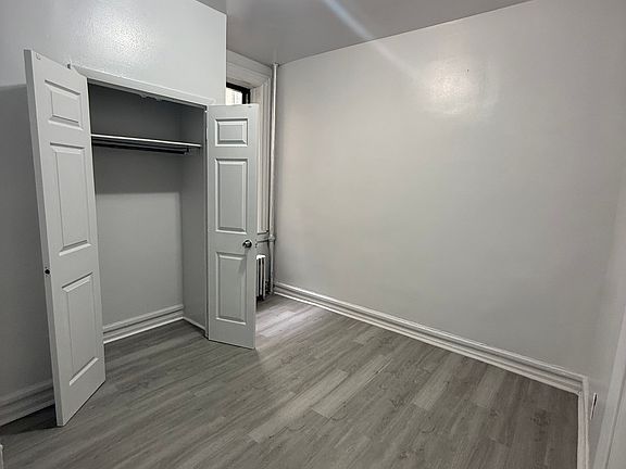 5th image of 2376 Ryer Ave APT 1A