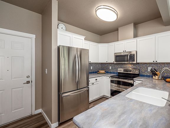4th image of 22855 E Country Vista Dr Unit 510