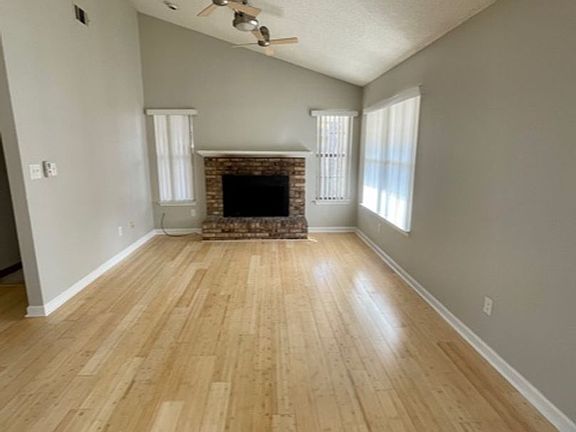 2nd image of 422 Rhonda Kay Ct
