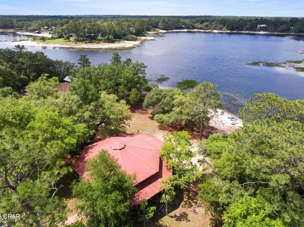 3218 Lodge Dr, Chipley, FL 32428