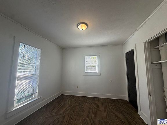 5th image of 1453 Walnut St