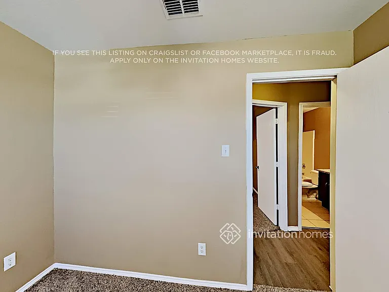 7419 Lake Front Trl — Photo 11