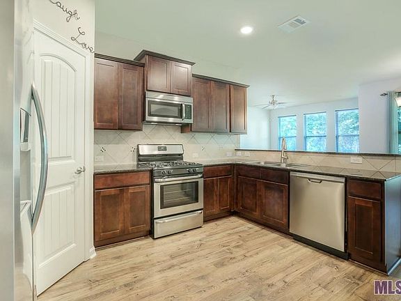 5th image of 11434 Legacy Oaks Ln