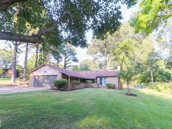 208 Cater Dr, Jonesboro, AR 72405