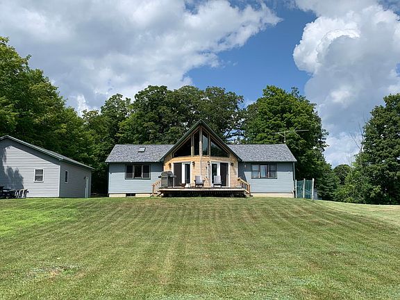 4th image of 37 W Barker Road