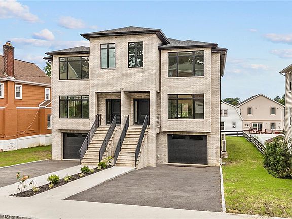 4th image of 230 Trenchard Street