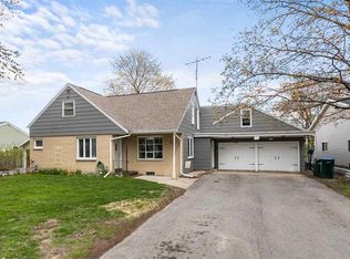 2616 N William St, Appleton, WI 54914