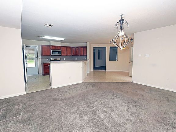 3rd image of 358 Remington Green Ct