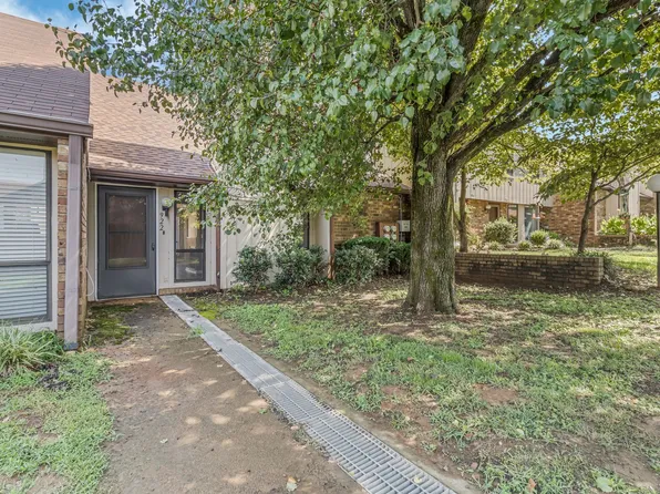 922 Old Fountain Pl, Hermitage, TN 37076