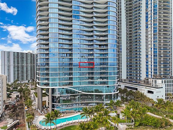 3rd image of 15701 Collins Ave #903