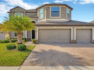 9910 Smarty Jones Dr, Ruskin, FL 33573