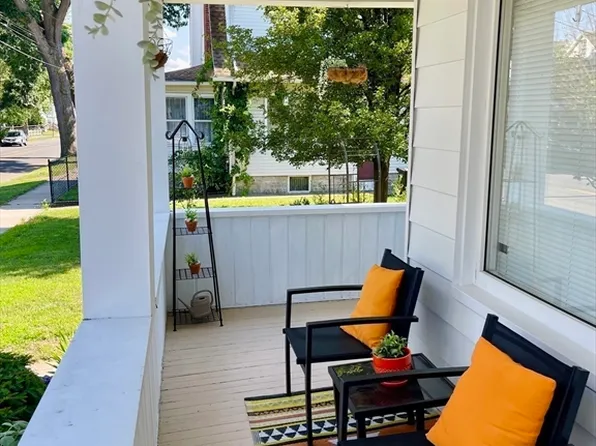 564 Springfield St, Chicopee, MA 01013