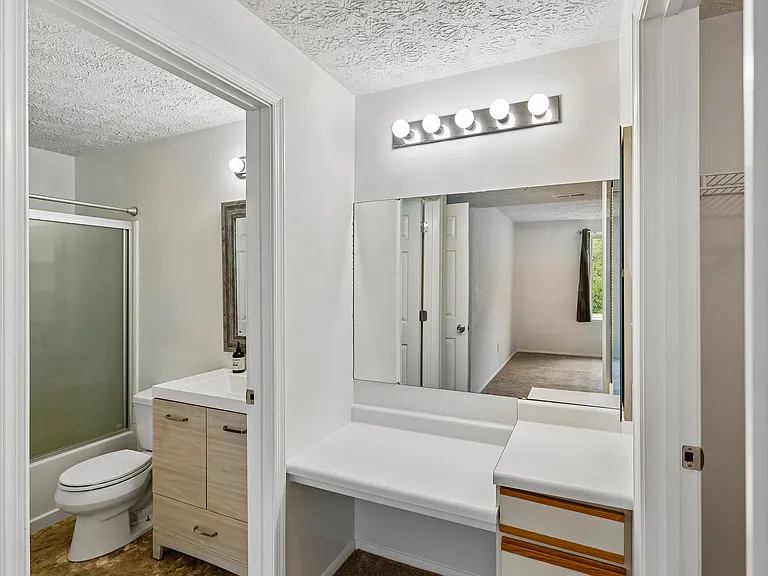 8036 Abbey Ct #D — Photo 13