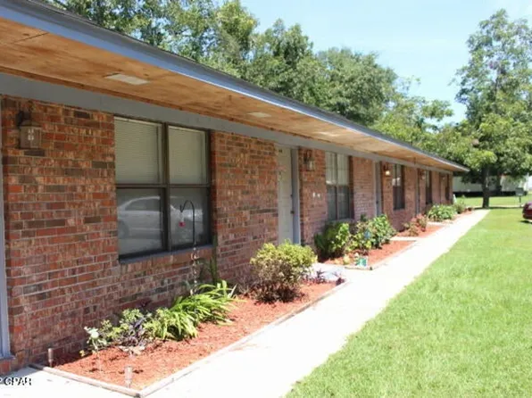 1311 Plum Cir APT 45, Chipley, FL 32428