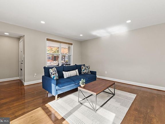 2nd image of 4717 7TH STREET NE