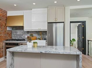 121 Sorauren Ave #3, Toronto, ON M6R 2E3