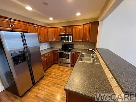 5th image of 2472 Alexandria Dr