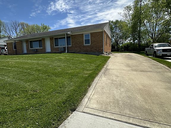 2nd image of 715 Holbrook Ave #W