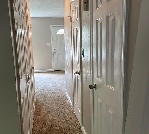4th image of 183 Orleans Cir Unit B