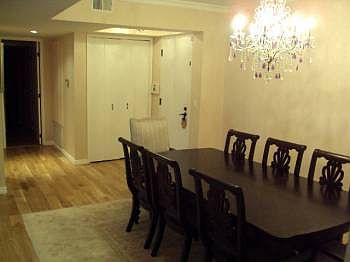 4th image of 1506 S Bentley Ave APT 205