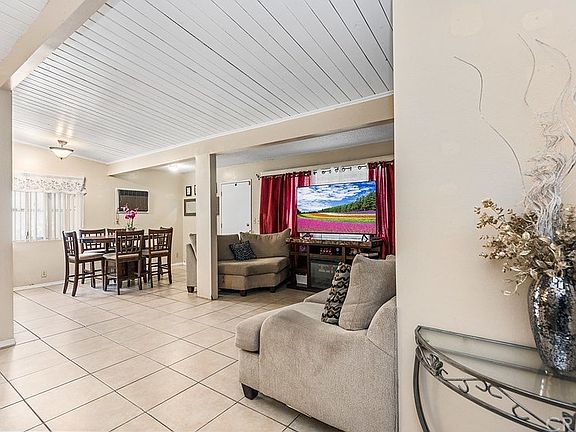 4th image of 5814 N Rockvale Ave