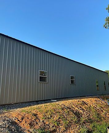 2nd image of 152 Gore Rd