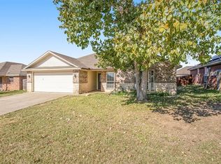 306 Cherokee Trl, Alvarado, TX 76009